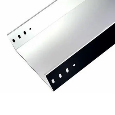 Guter Preis Silberner Kabel-Management-Tray mit einer Dicke von 2,0 mm und einer Breite von 4 Zoll für eine Tragfähigkeit von 500 Pfund Online