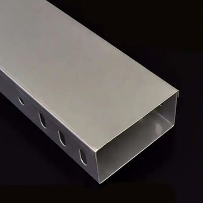 Buon prezzo Canalina portacavi in acciaio da parete con capacità di carico di 500 libbre e spessore di 2,0 mm per uso industriale in linea
